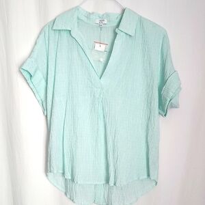 Crown & Ivy Split Neck Short Sleeve Teal Striped Blouse, Size S, NWT